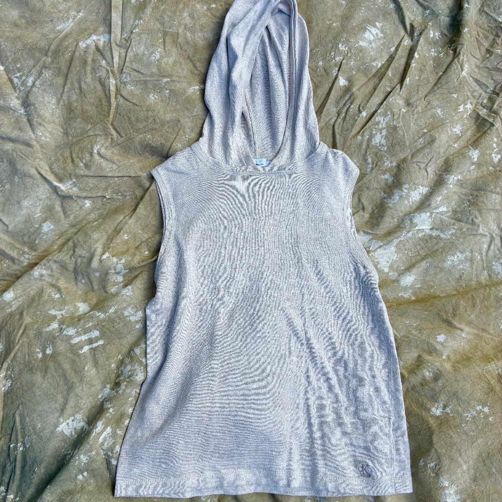 "Calvin Klein Jeans" top. M, hooded, light tan